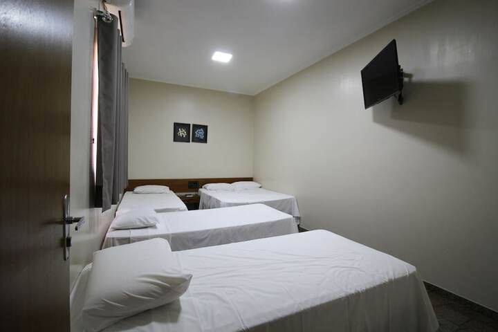 Room 49 of 183