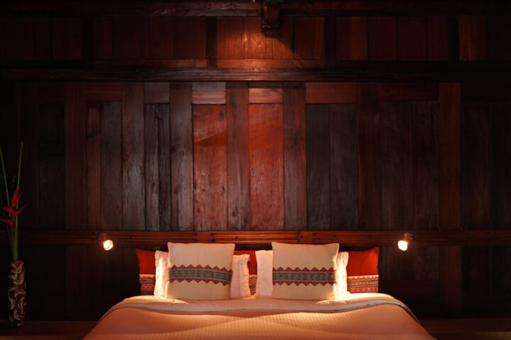 Room 3 of 23