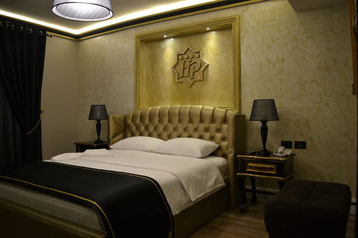 Room 15 of 59