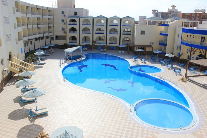 Pool 45 of 56