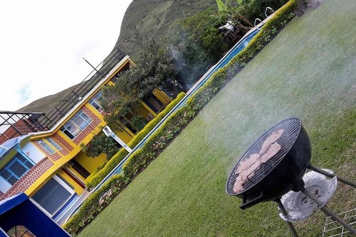 Hotel Exterior 15 of 16