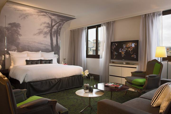 Room 17 of 160