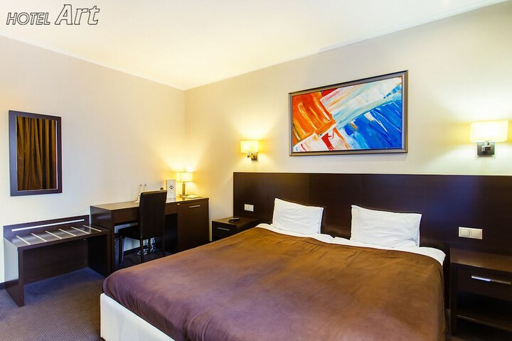 Room 13 of 130