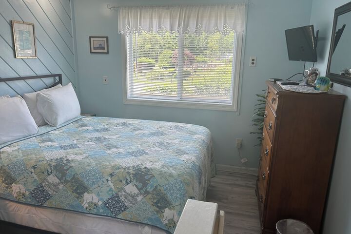 Room 9 of 51