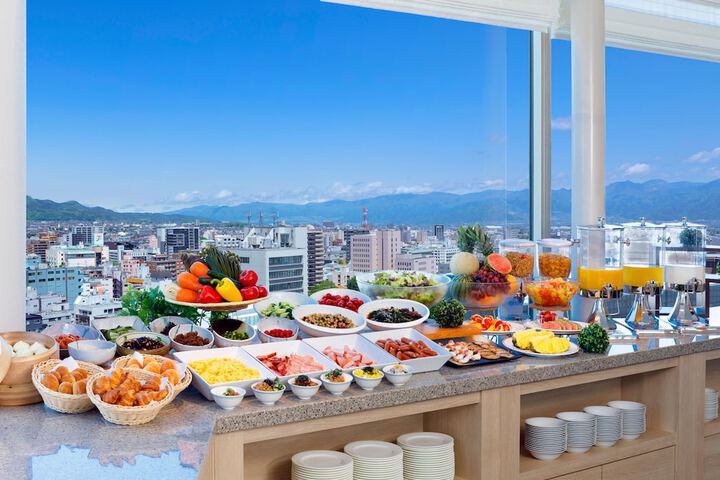 Dining 89 of 120