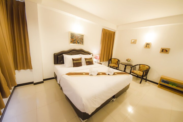Room 18 of 62