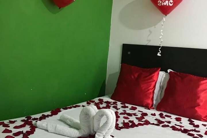 Room 3 of 17
