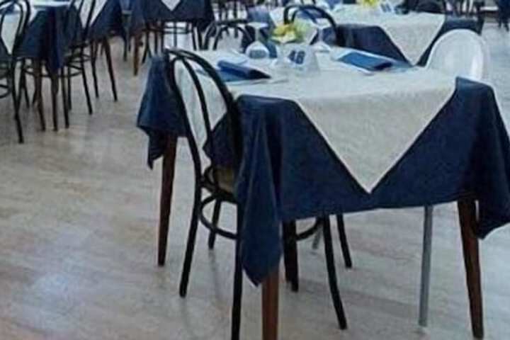 Dining 46 of 65