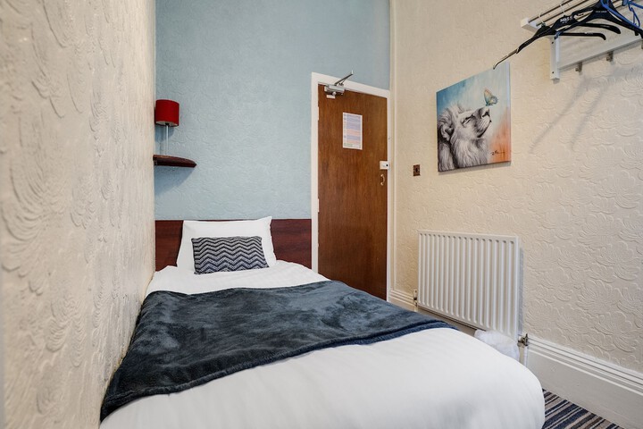 Room 20 of 24