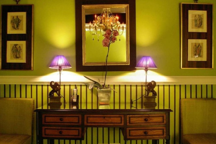 Room 21 of 52