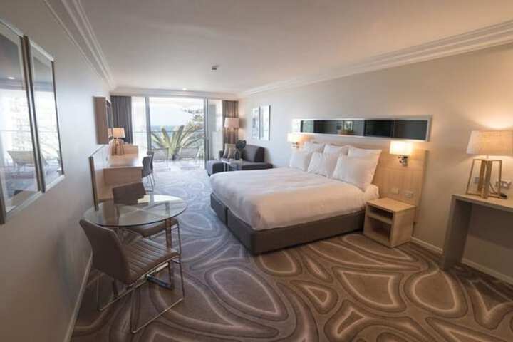 Room 2 of 105