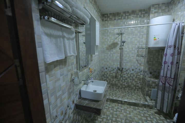 Room 29 of 62