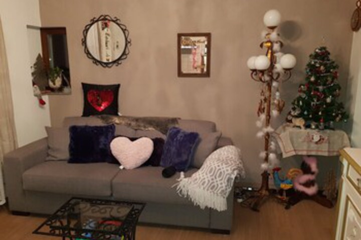 Room 48 of 96