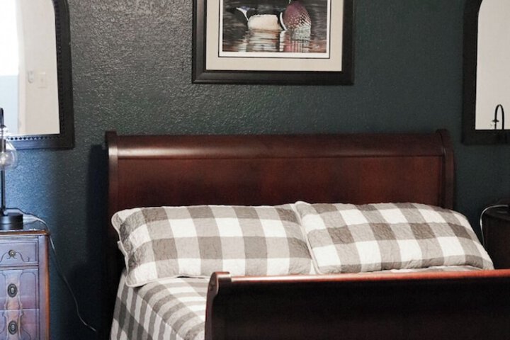 Room 33 of 43