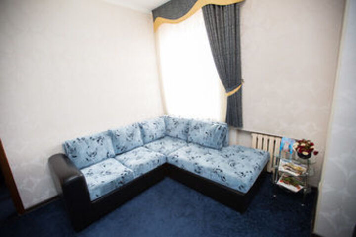 Room 21 of 38
