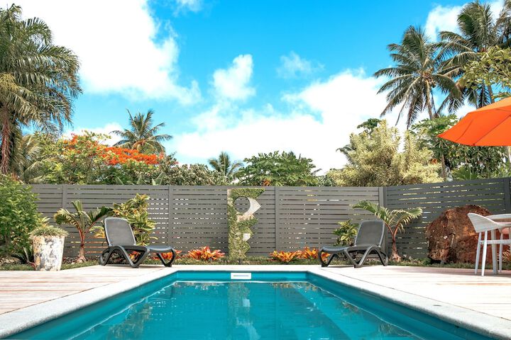 Pool 50 of 108