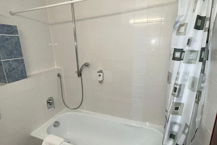 Bath Photo