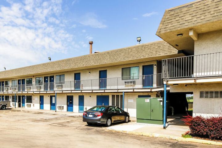 Property Grounds 37 of 39