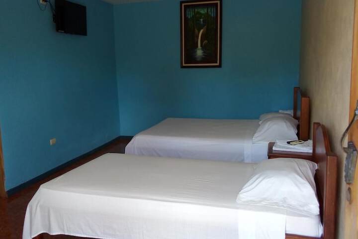 Room 21 of 49
