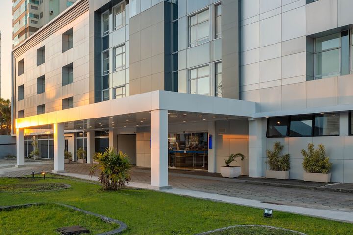 Hotel 98 of 105