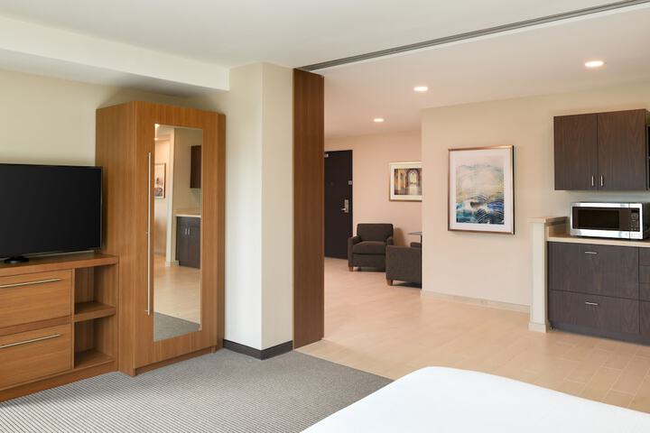Room 15 of 63