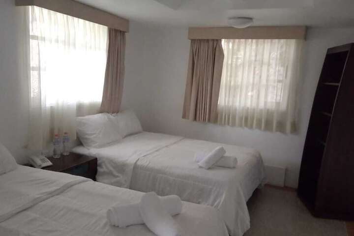 Room 3 of 29