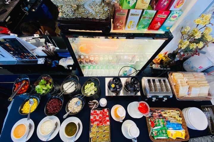 Dining 98 of 133