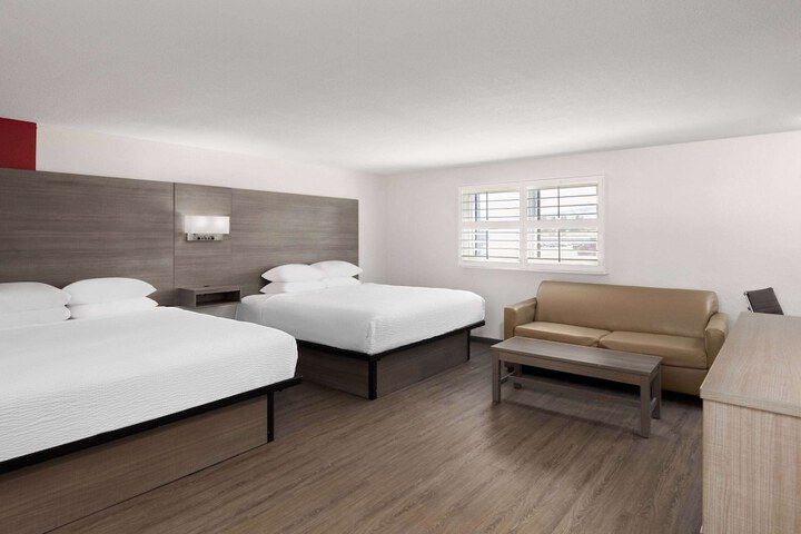 Room 26 of 41