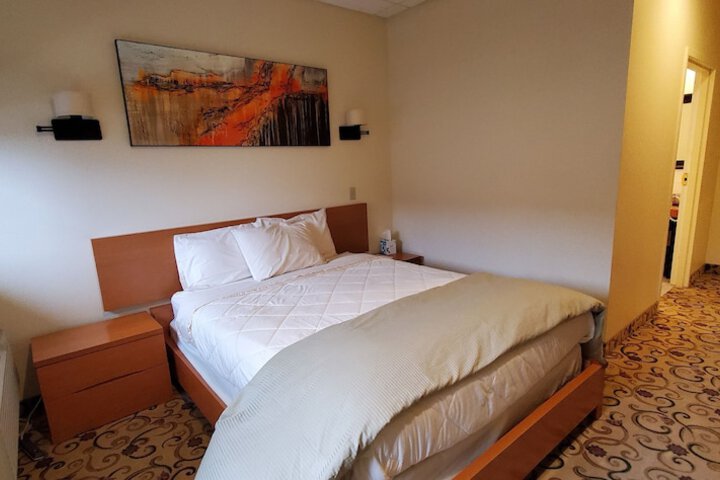 Room 14 of 206