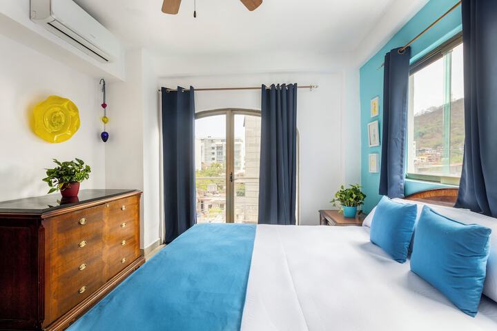 Room 33 of 108
