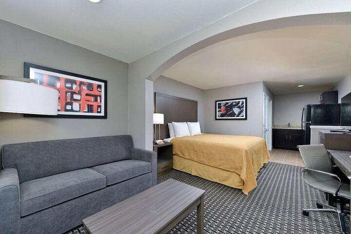 Room 5 of 42