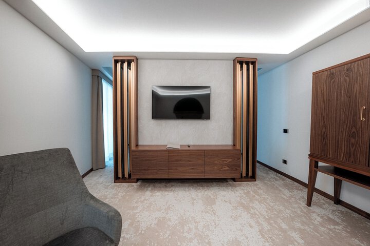 Room 96 of 197