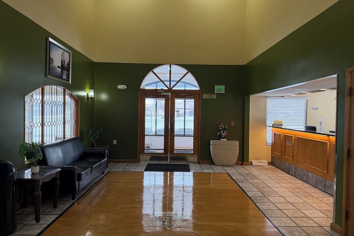 Guest Lobby