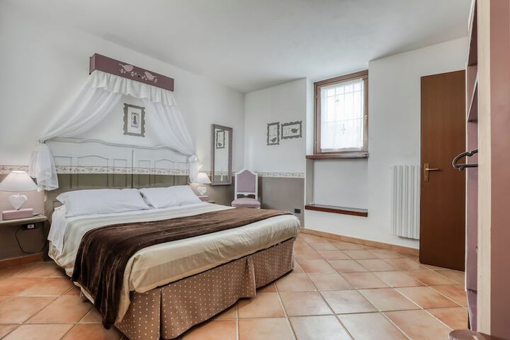 Room 15 of 47