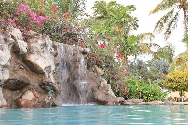 Hotel Pool