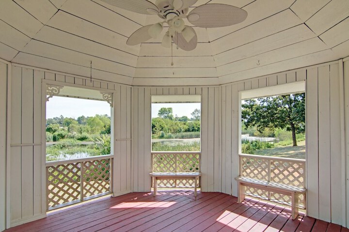 Outside Photo