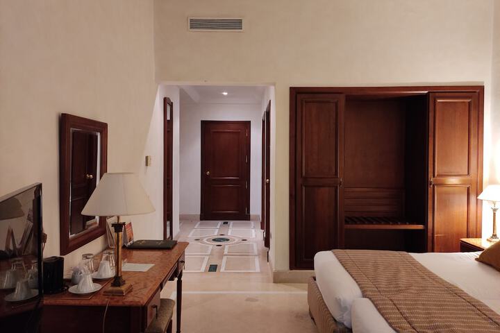 Room 14 of 47