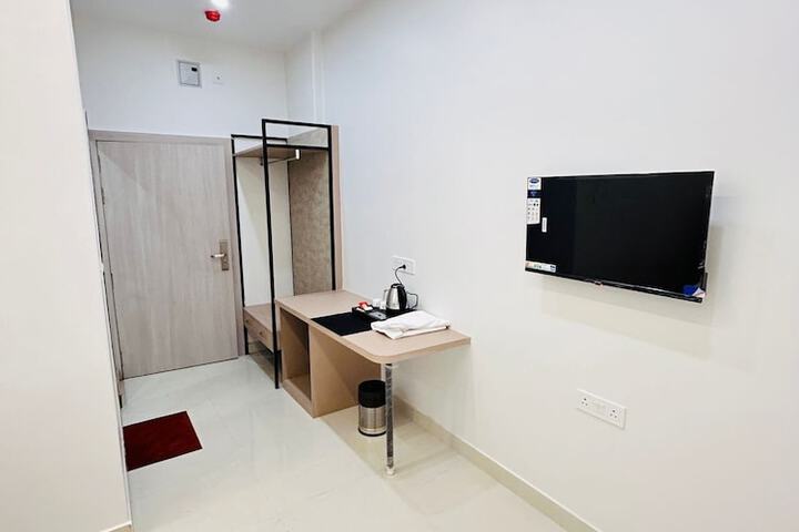 Room 18 of 46