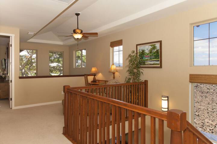 Ballroom/Hall 28 of 44