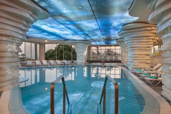 Pool 37 of 152