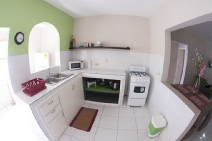 Room 12 of 18