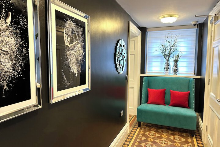 Ballroom/Hall 66 of 69