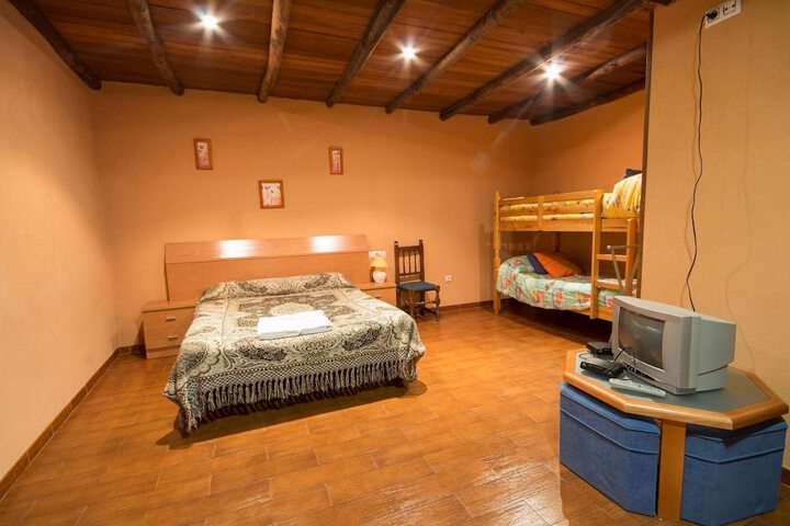 Room 9 of 19