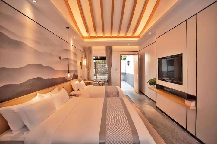 Room 20 of 46