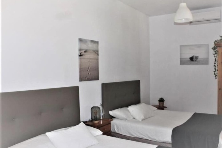 Room 12 of 36