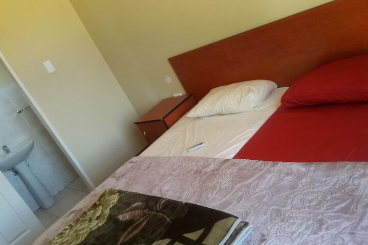 Room 14 of 25
