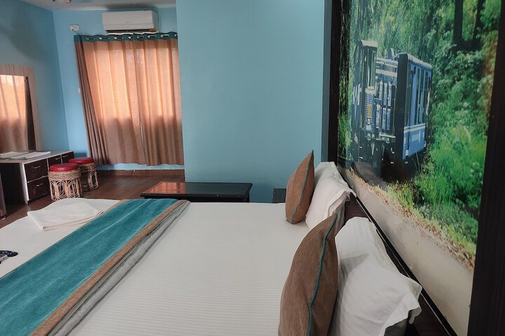 Room 16 of 64