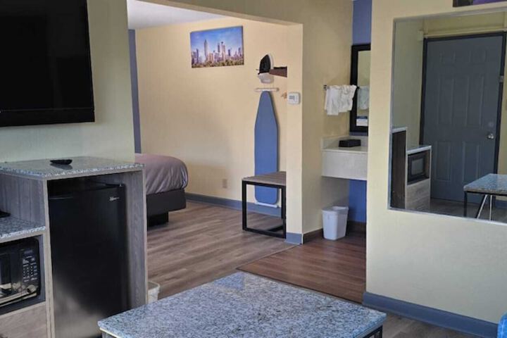 Room 11 of 57