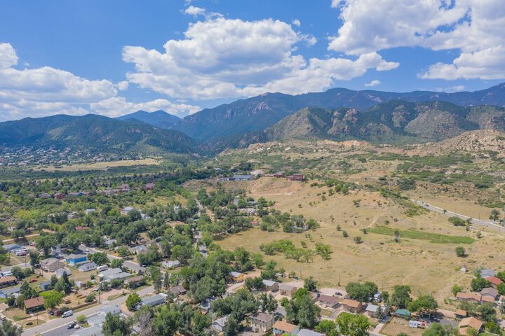 Property Grounds 23 of 39