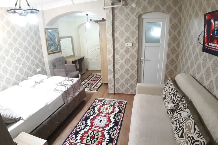 Room 53 of 123